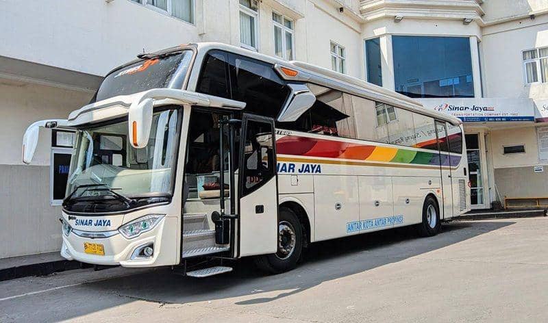 Perjalanan Mudah dengan Agen Bus Sinar Jaya Kalisabuk: Jantung Transportasi Cilacap